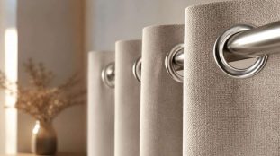 découvrez comment l'ajout d'œillets métalliques peut moderniser vos modèles de rideaux à faire soi-même, alliant style et praticité pour une décoration intérieure tendance.